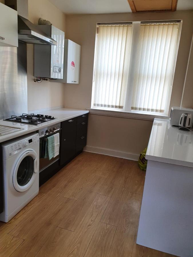 Flat 1 Castlebank House Flats Apartment Дингуол Екстериор снимка