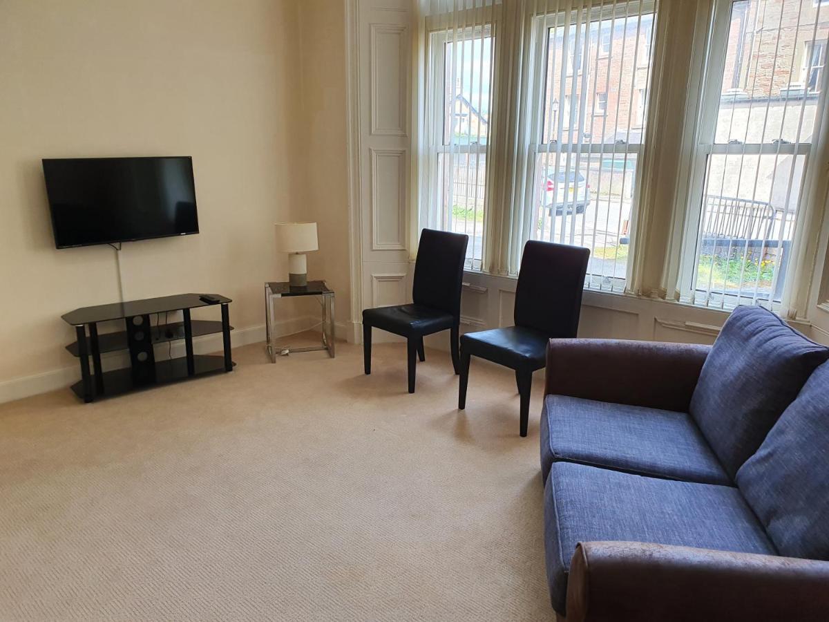 Flat 1 Castlebank House Flats Apartment Дингуол Екстериор снимка